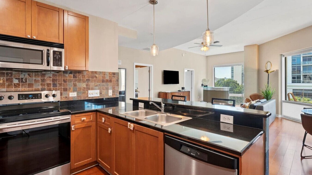 Photo of Kitchen in South Eola