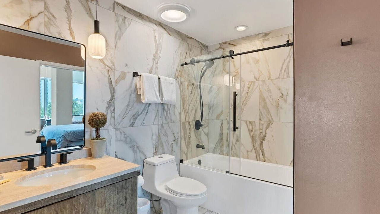 Photo of Bathroom in South Eola