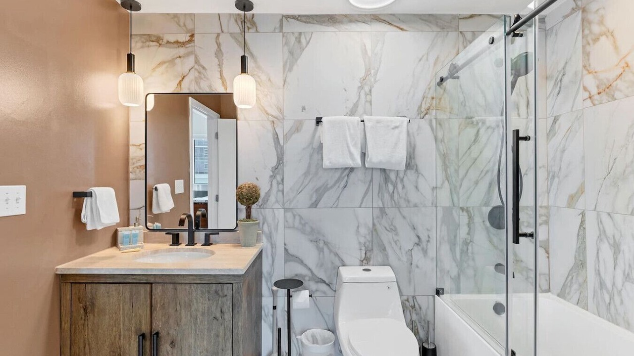 Photo of Bathroom in South Eola