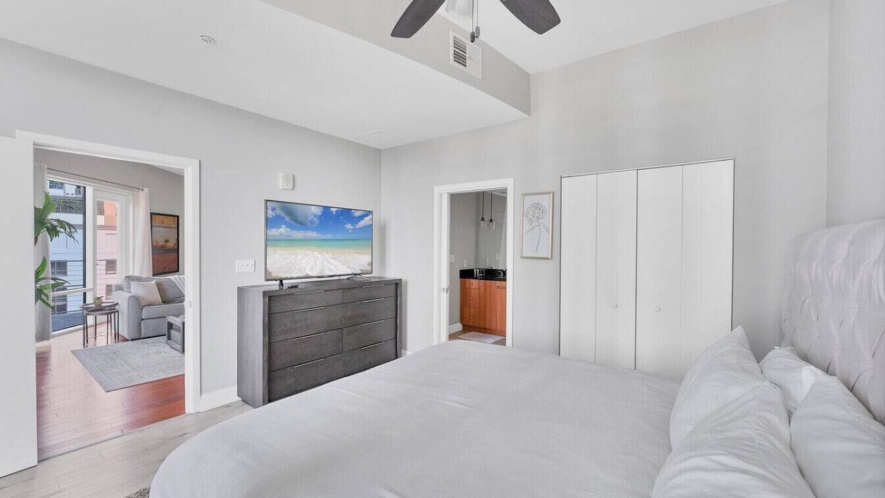 Photo of Bedroom in South Eola