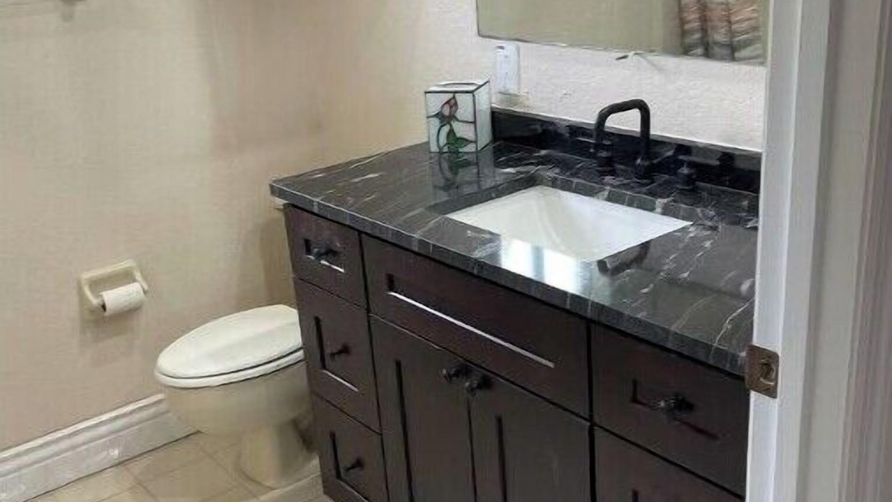 Photo of Bathroom in Ventura