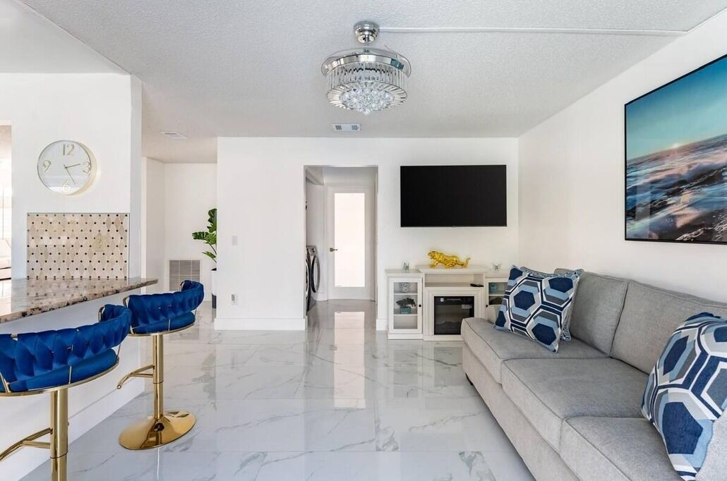 Photo of Livingroom in Buena Ventura Lakes