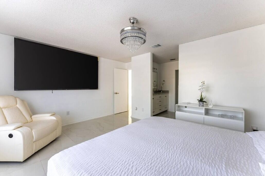 Photo of Bedroom in Buena Ventura Lakes