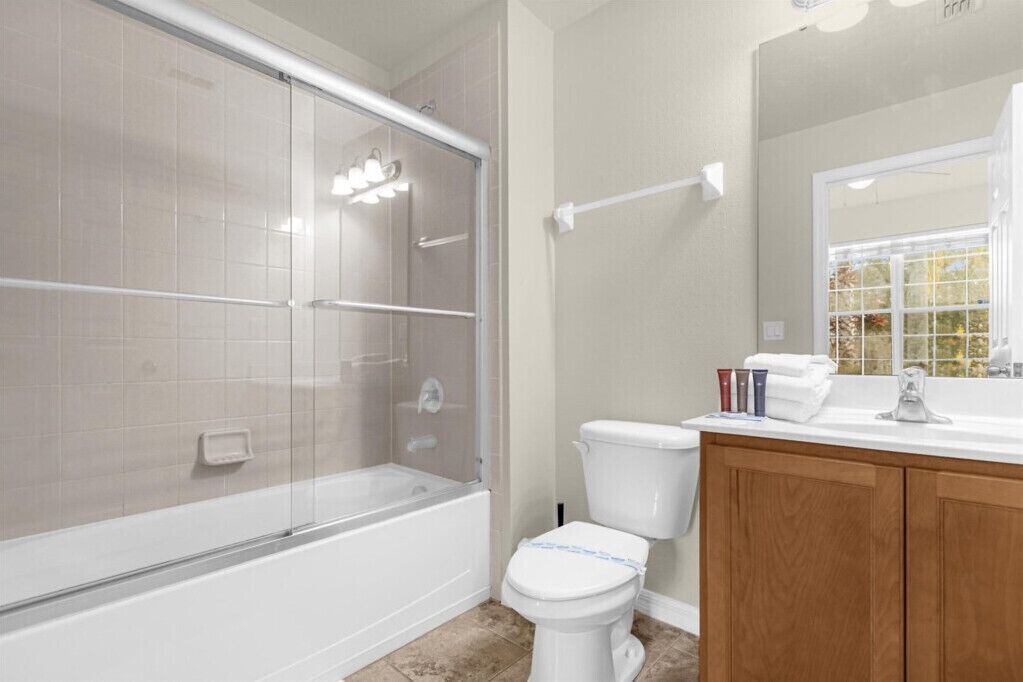 Photo of Bathroom in Veranda Palms