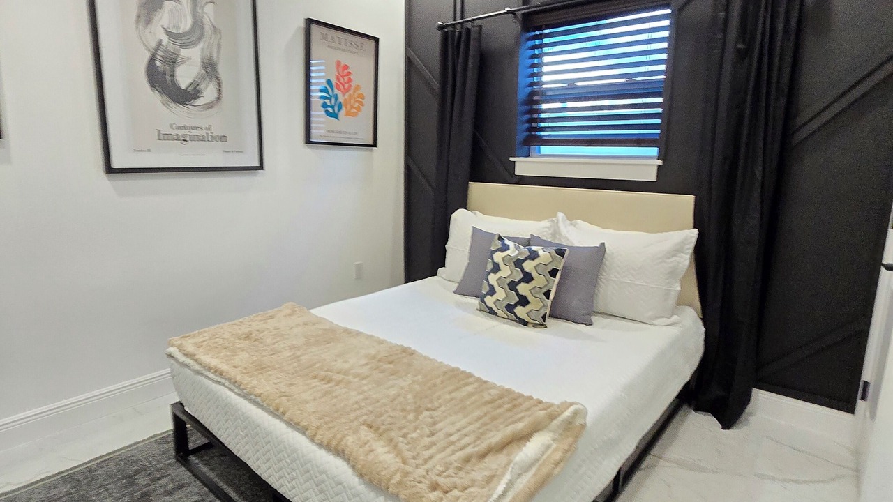 Photo of Bedroom in College Park