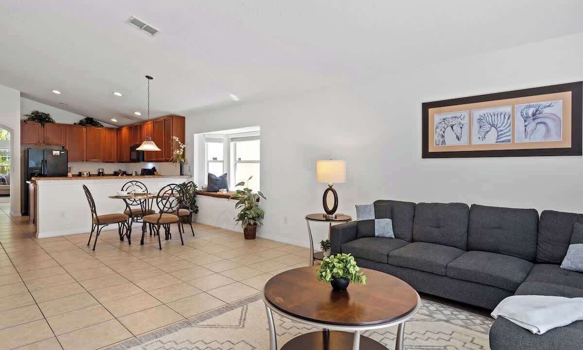 Photo of Bedroom in Veranda Palms