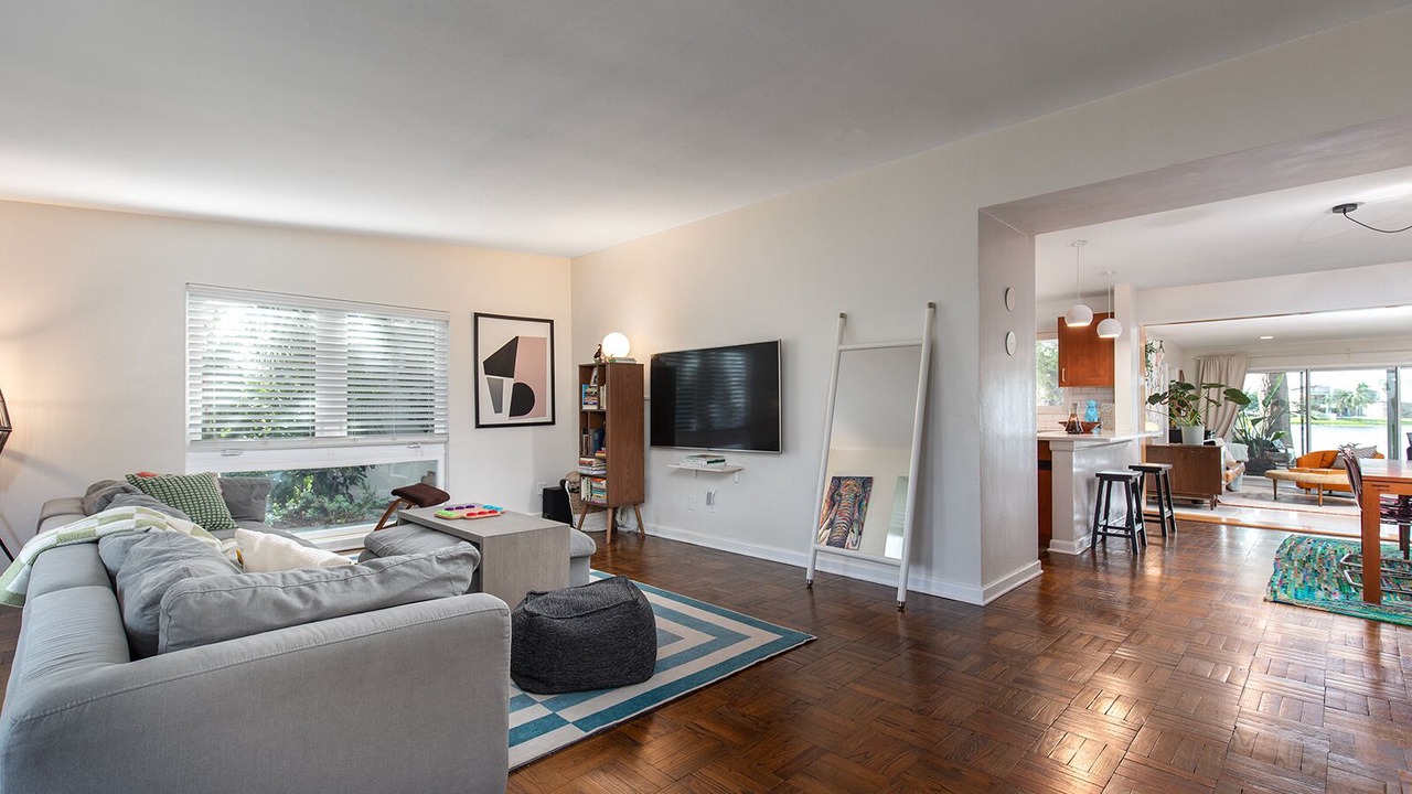 Photo of Livingroom in Northeast Orlando
