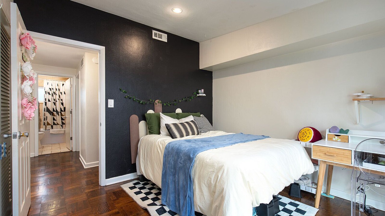 Photo of Bedroom in Northeast Orlando