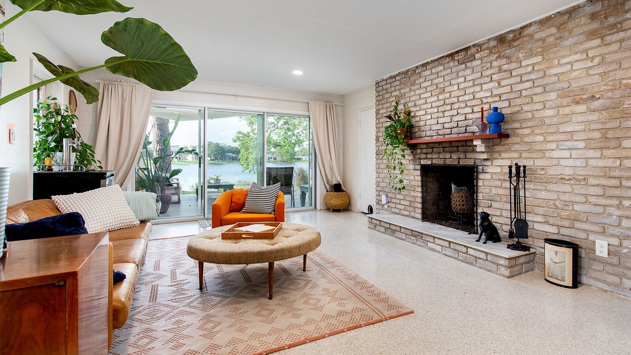 Photo of Livingroom in Northeast Orlando