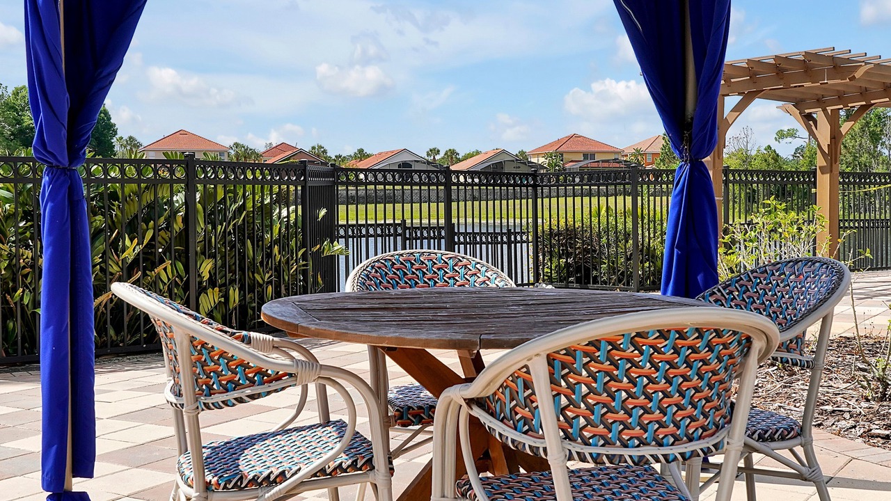 Photo of Outdoor in Loughman