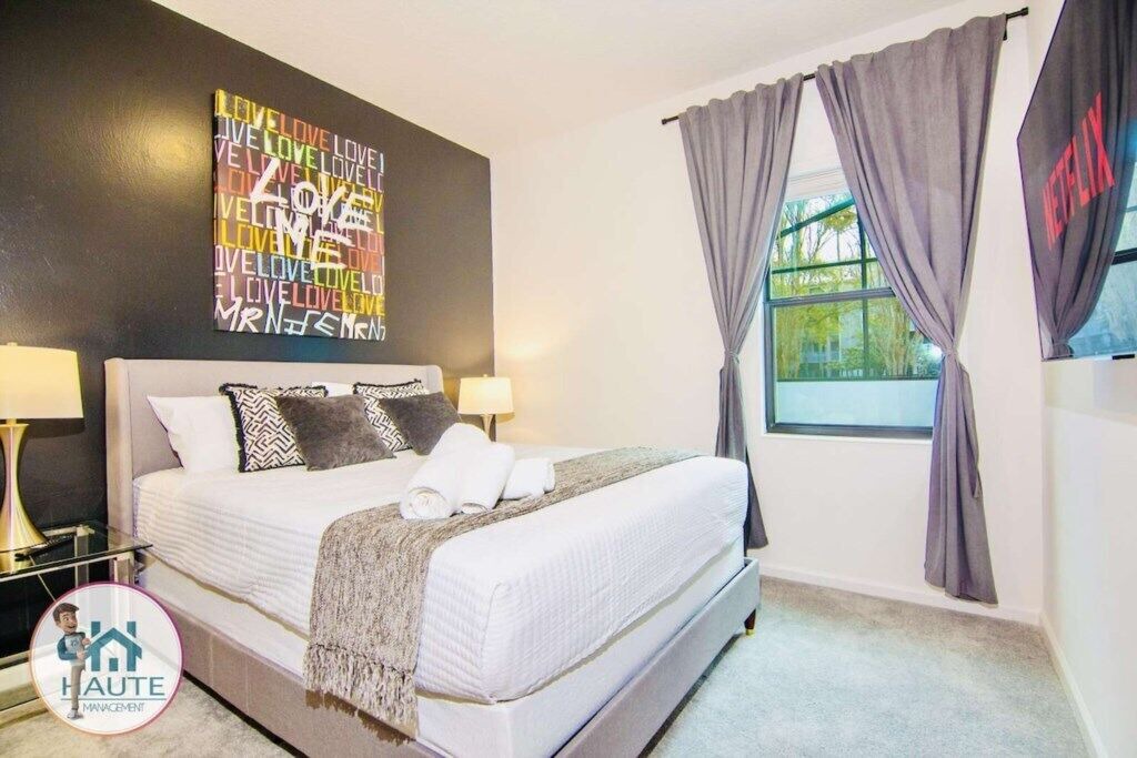 Photo of Others in Mariner's VIllage