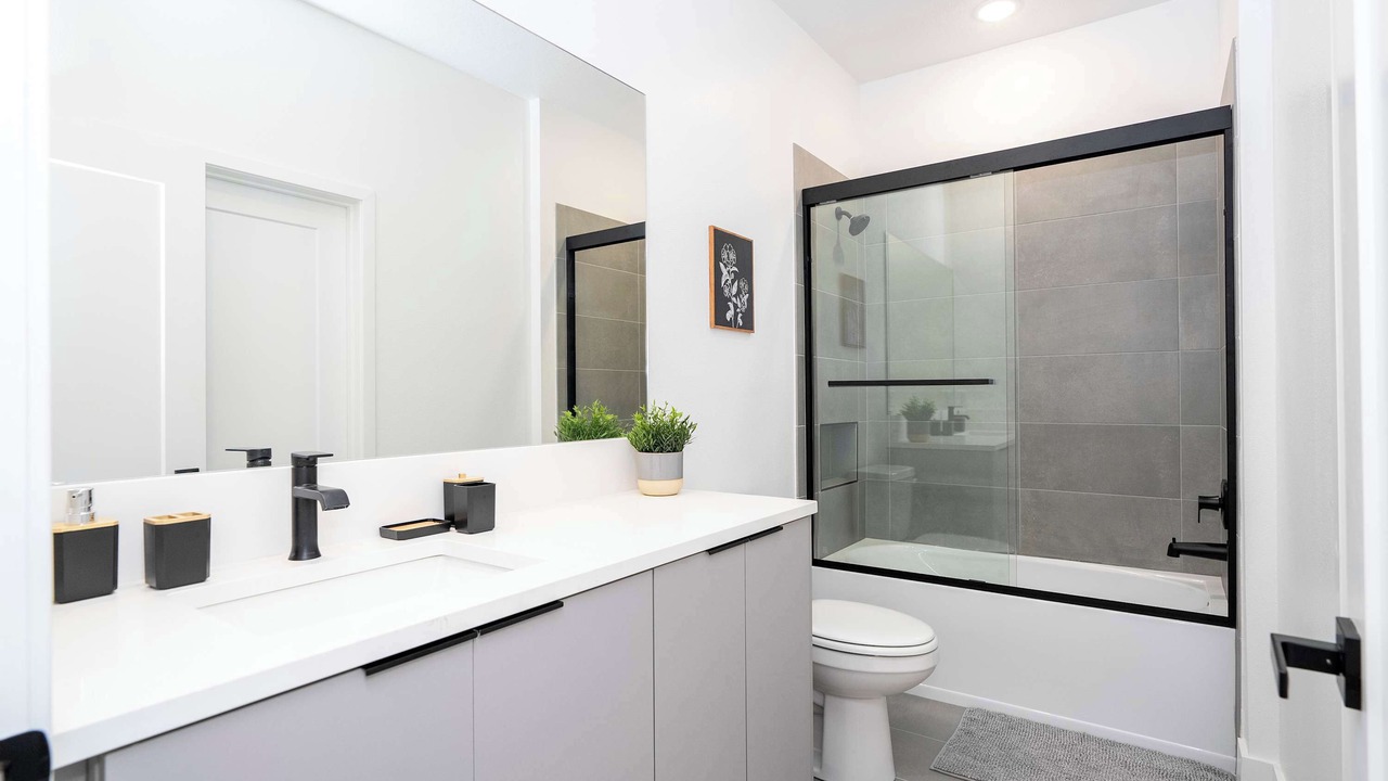 Photo of Bathroom in Bahama Bay