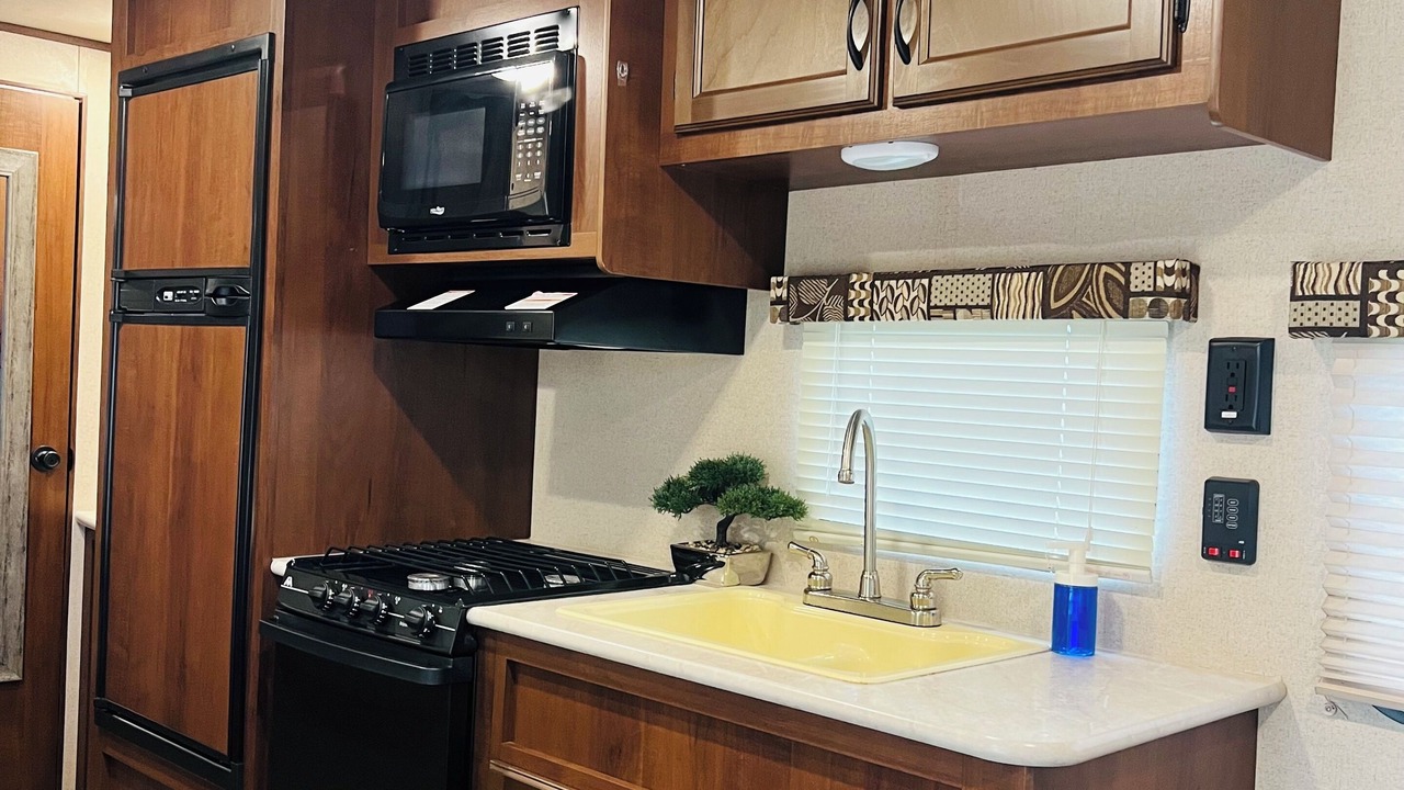 Photo of Kitchen in Oak Ridge