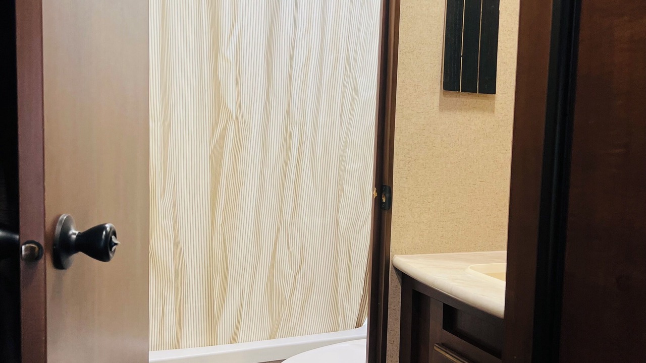 Photo of Bathroom in Oak Ridge