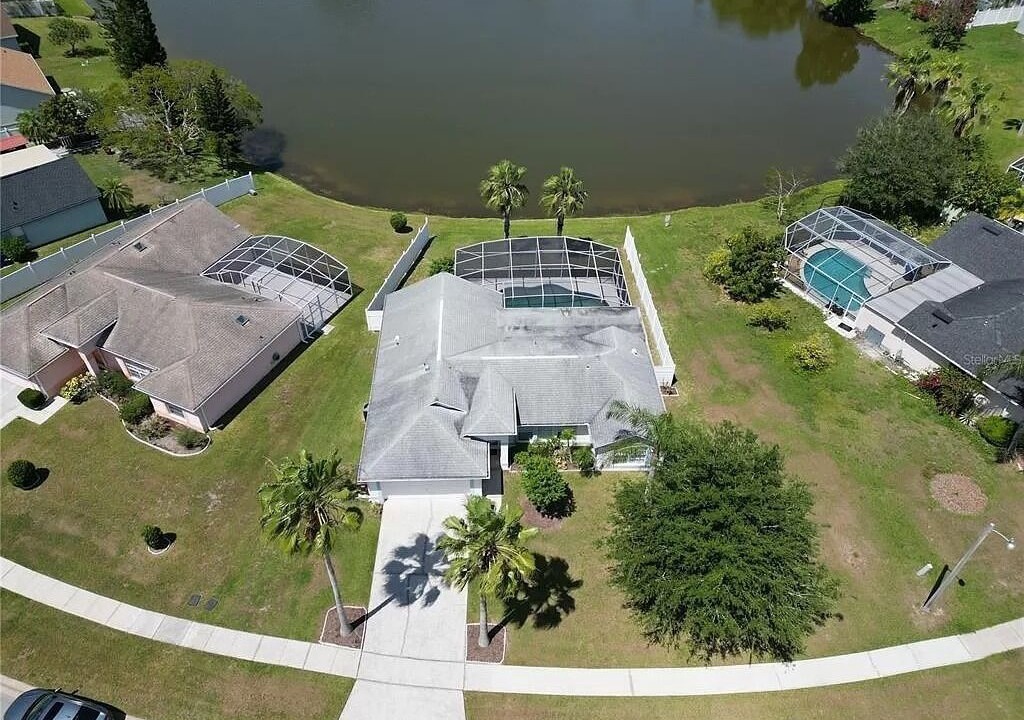 Photo of Outdoor in Lakeside Estates