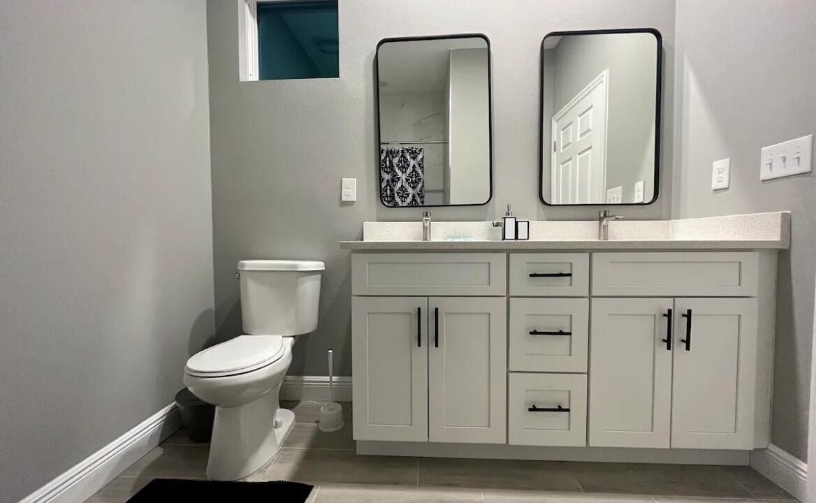 Photo of Bathroom in Malibu Groves
