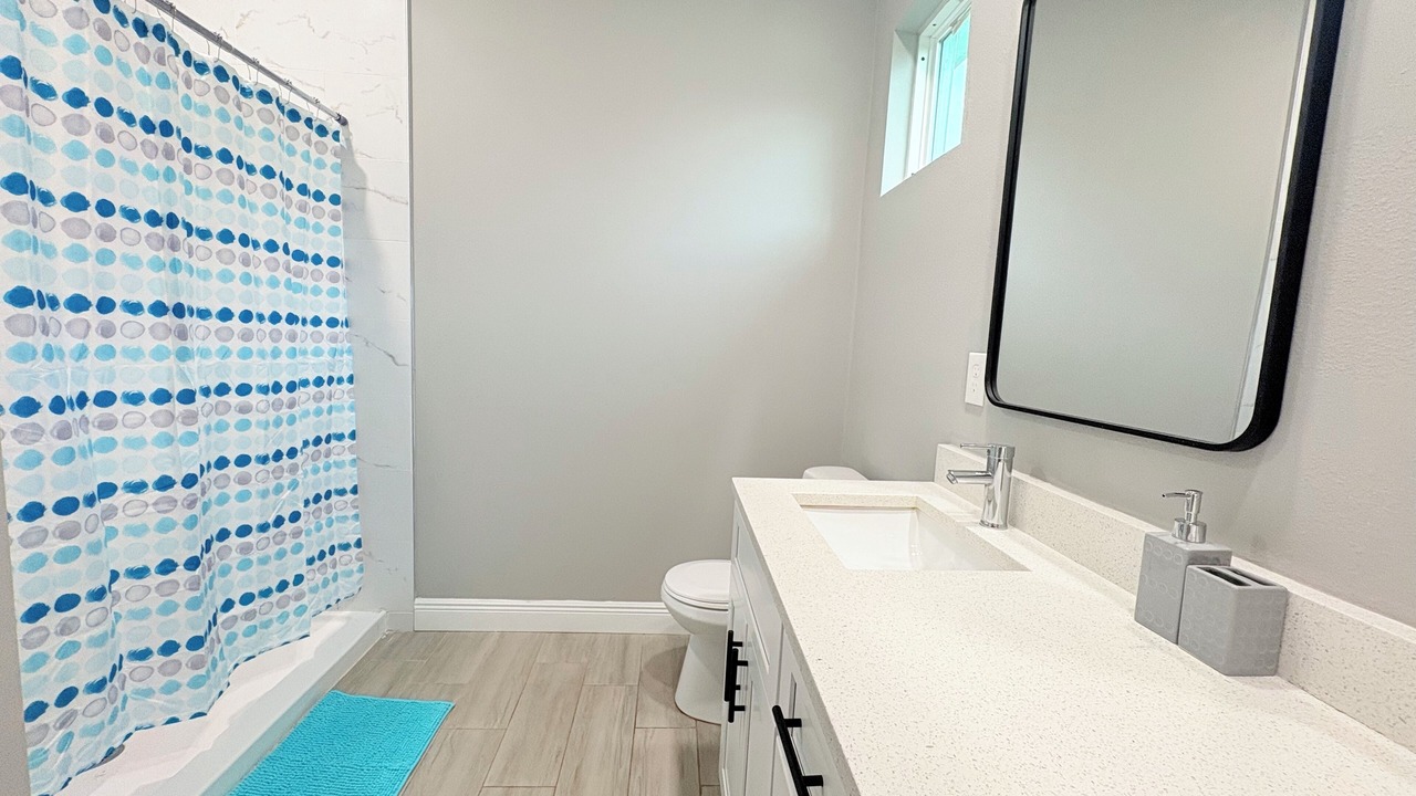 Photo of Bathroom in Malibu Groves