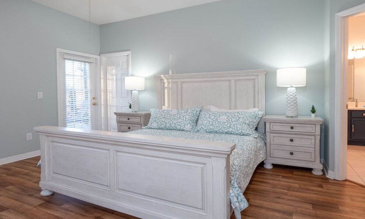 Photo of Others in Florida Pines