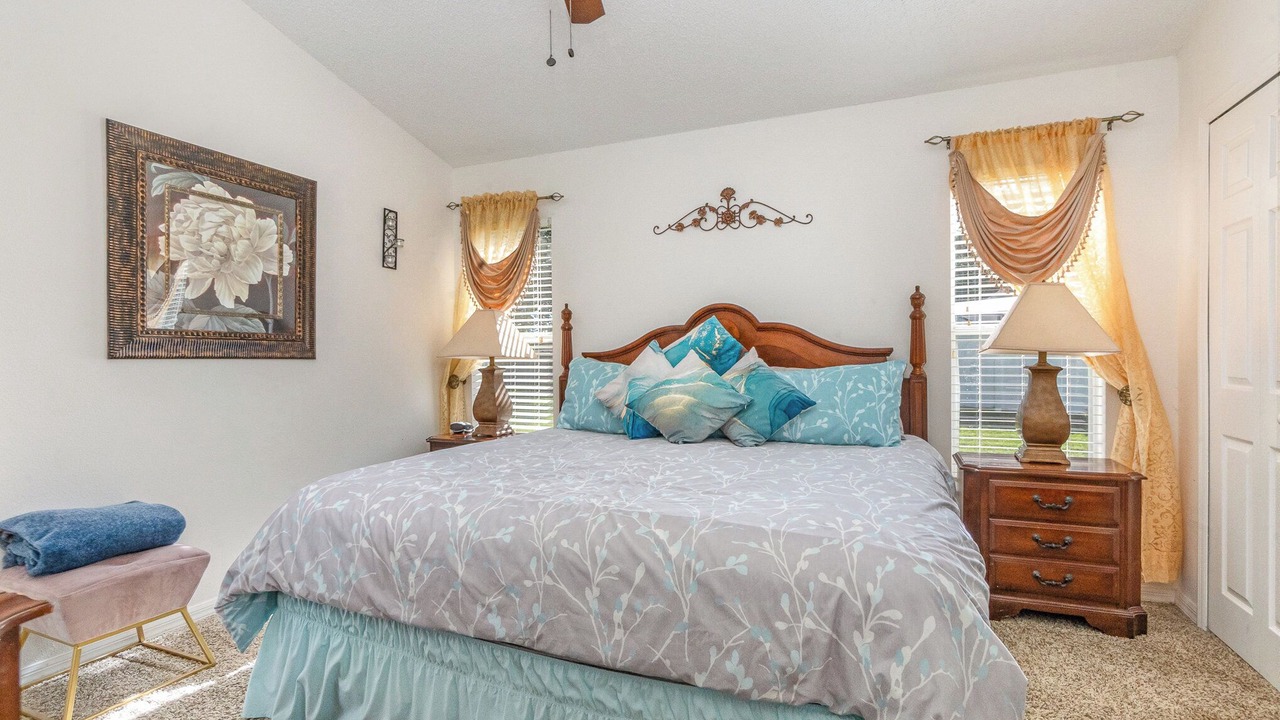 Photo of Others in Orange Tree