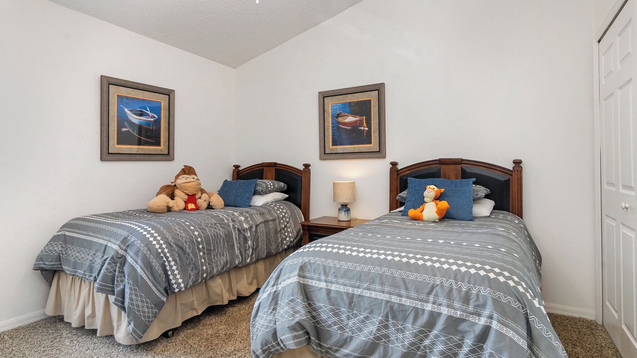 Photo of Others in Orange Tree