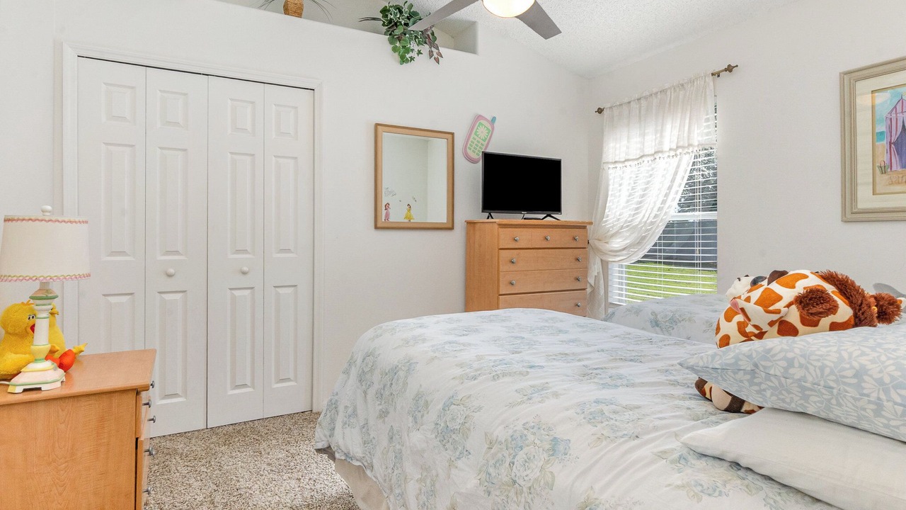 Photo of Others in Orange Tree