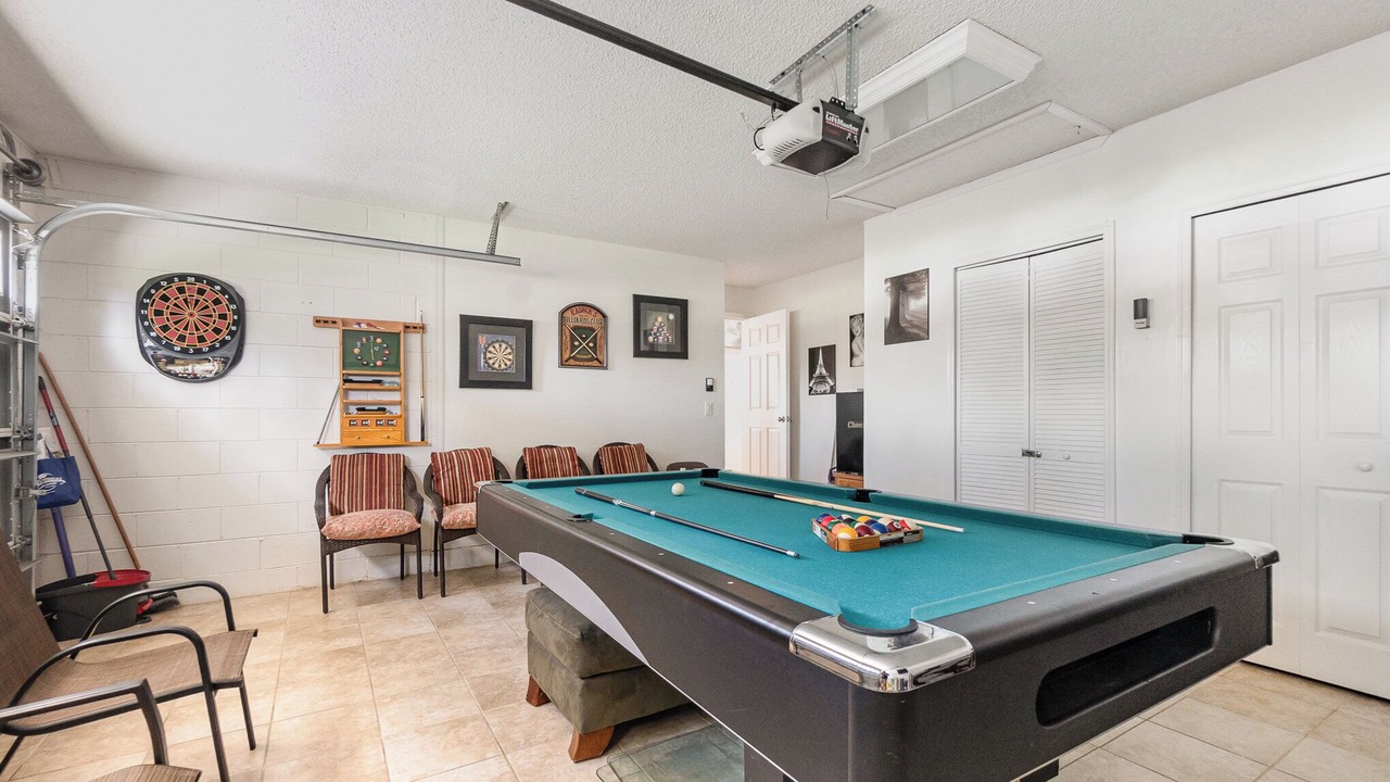 Photo of Others in Orange Tree