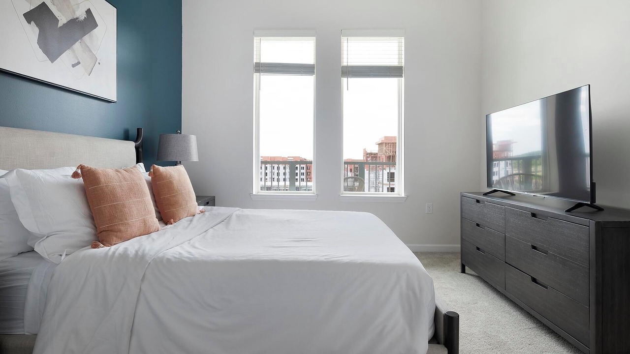 Photo of Bedroom in Florida Center