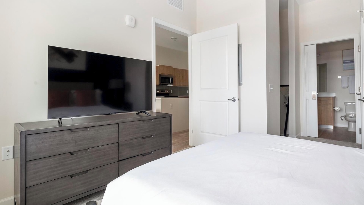 Photo of Bedroom in Florida Center