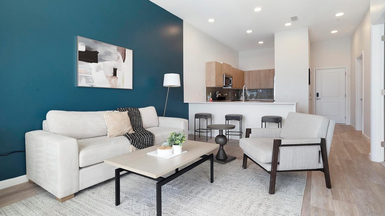 Photo of Livingroom in Florida Center