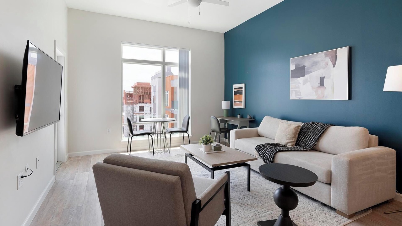 Photo of Livingroom in Florida Center