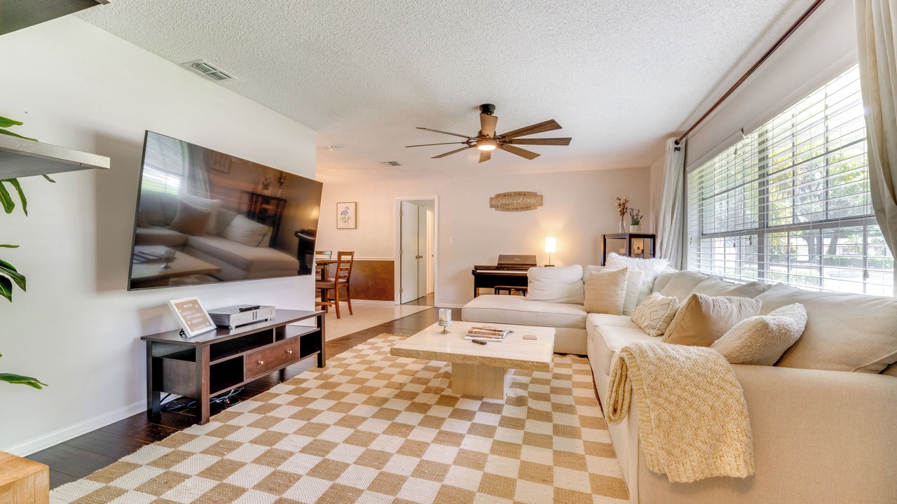 Photo of Bedroom in Longwood