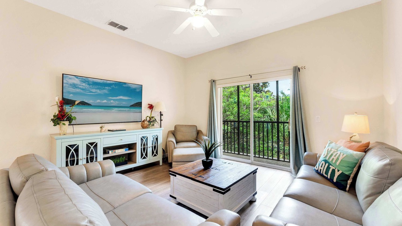 Photo of Bedroom in Bahama Bay