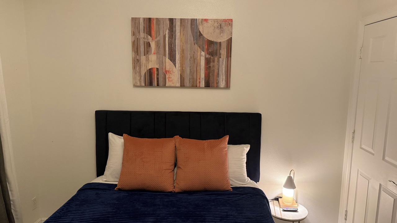 Photo of Bedroom in Orange Tree