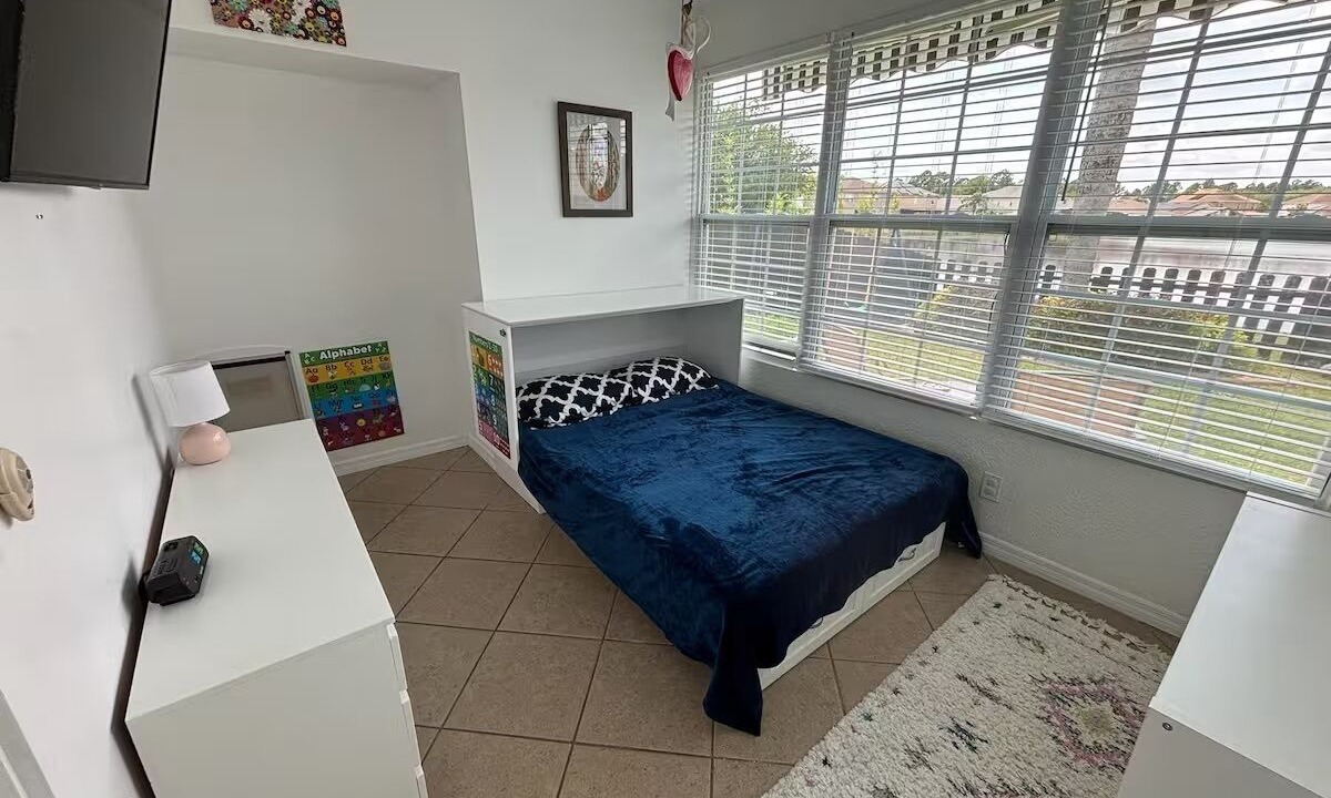 Photo of Bedroom in Vista East