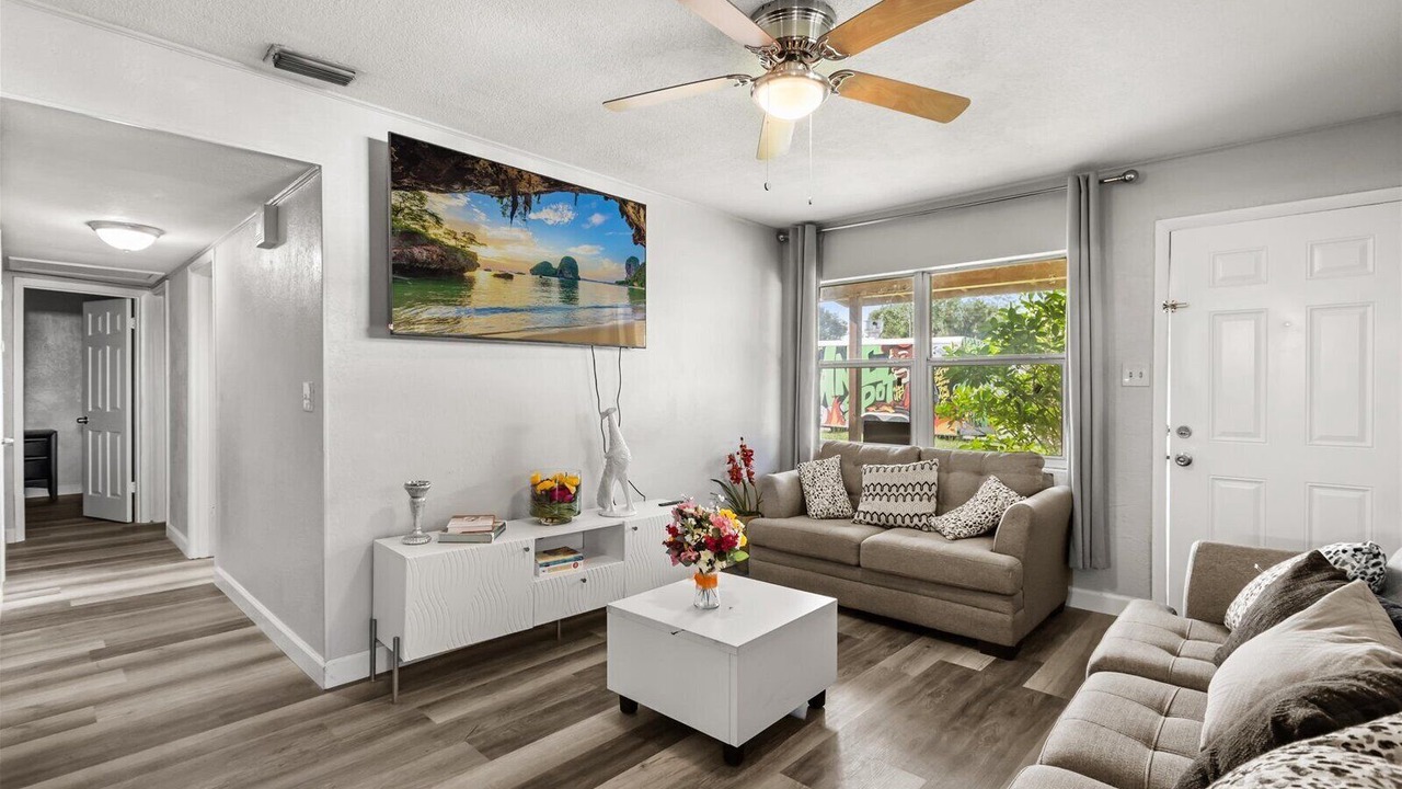 Photo of Livingroom in Richmond Heights