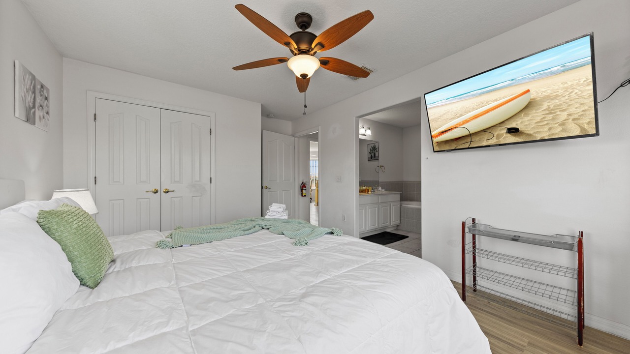 Photo of Bedroom in Bahama Bay