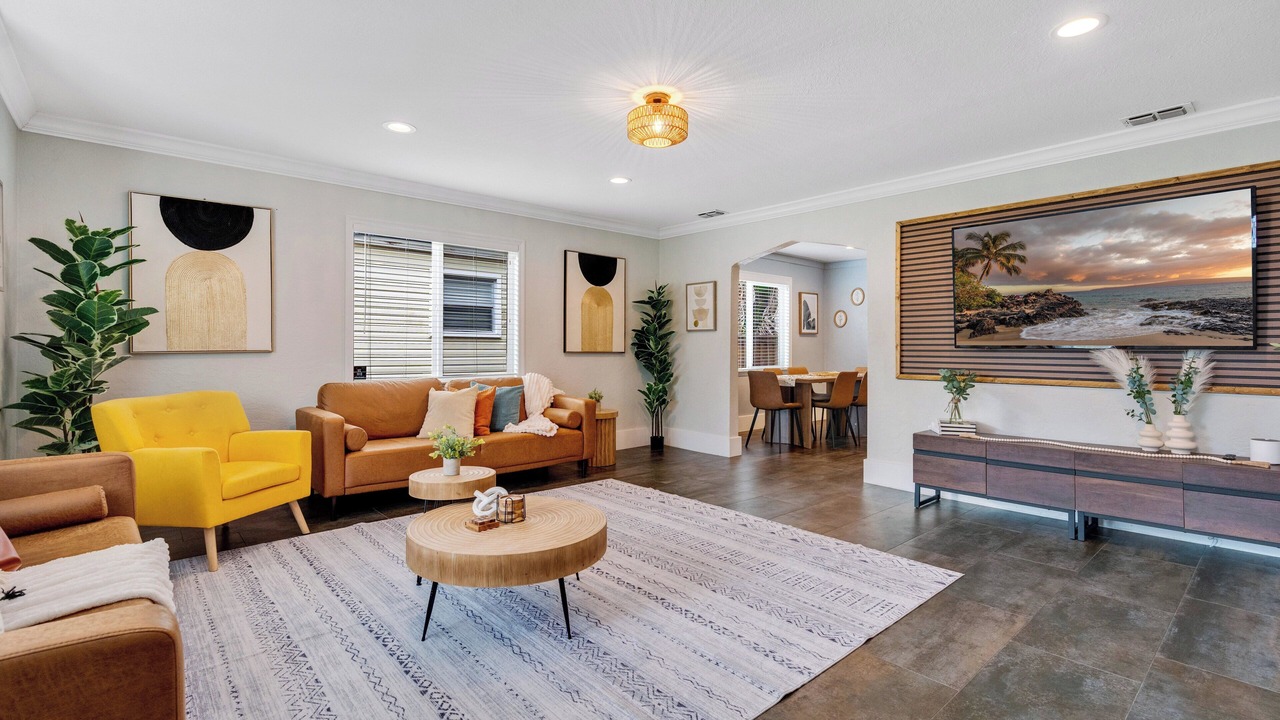 Photo of Livingroom in Wadeview Park