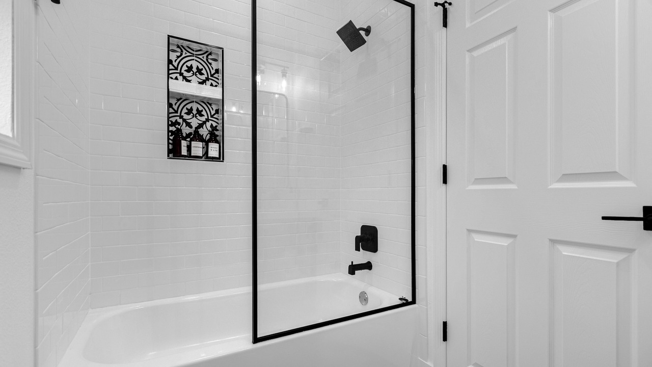 Photo of Bathroom in Lake Cherokee