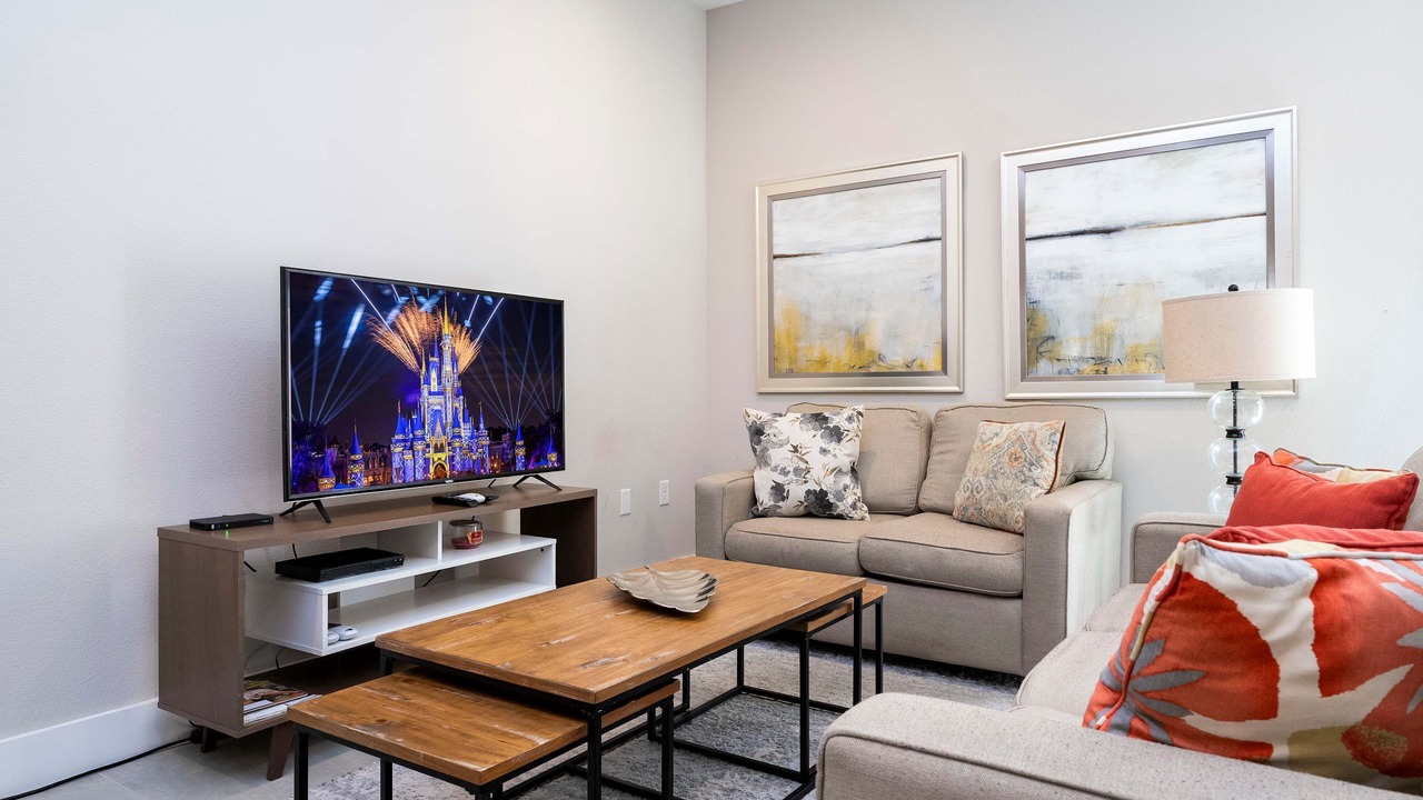 Photo of Livingroom in Crestwynd Bay