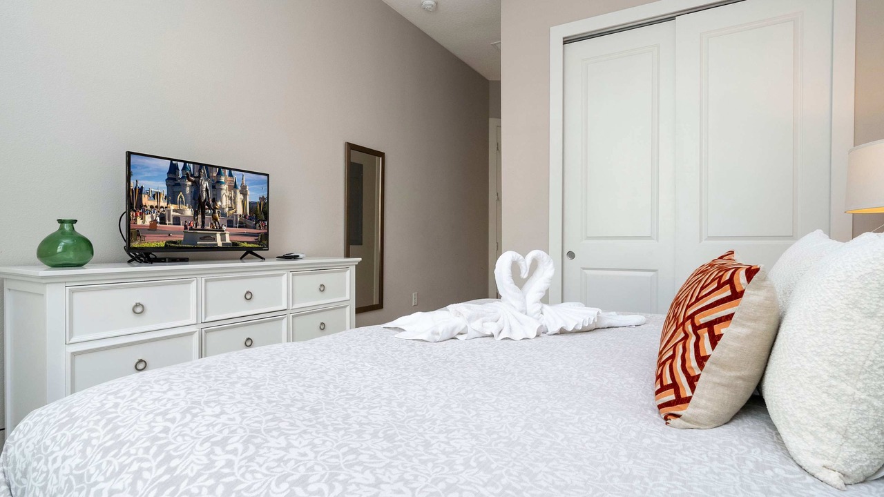 Photo of Bedroom in Crestwynd Bay