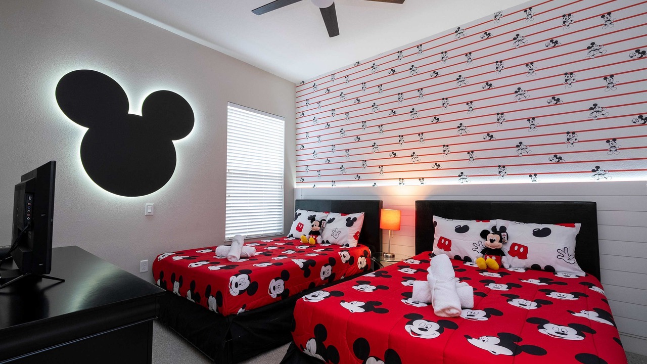Photo of Bedroom in Crestwynd Bay
