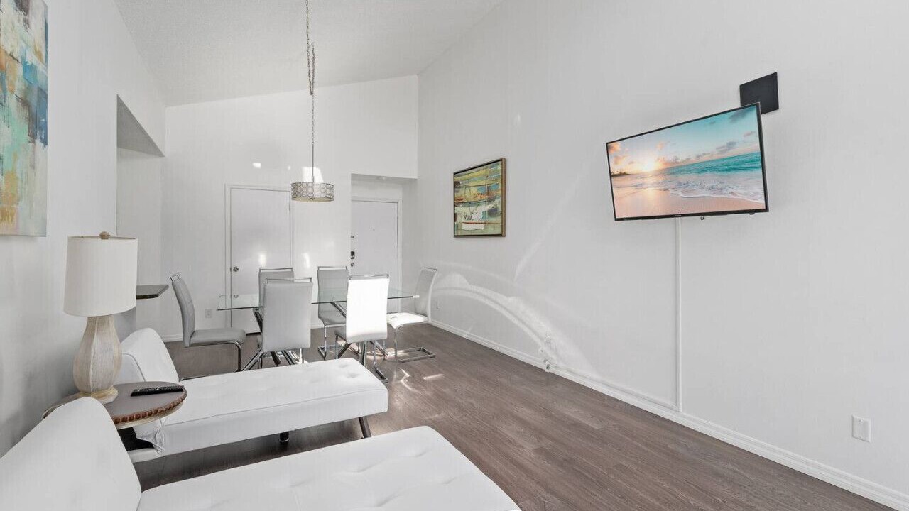 Photo of Livingroom in Ventura