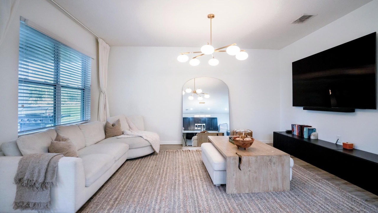 Photo of Livingroom in Buena Ventura Lakes