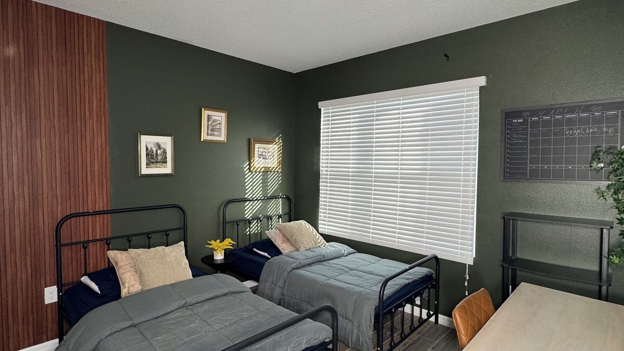 Photo of Bedroom in Buena Ventura Lakes