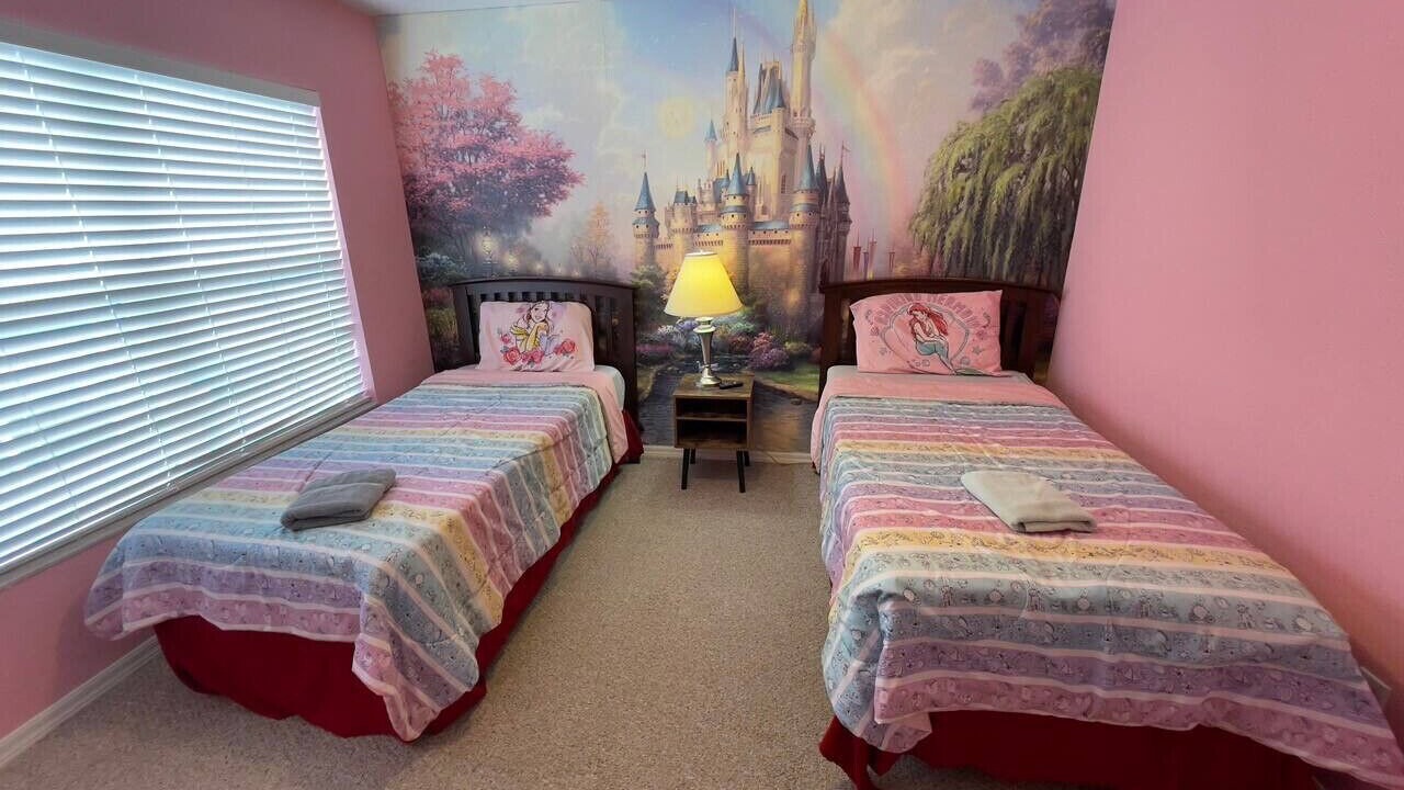 Photo of Bedroom in Veranda Palms