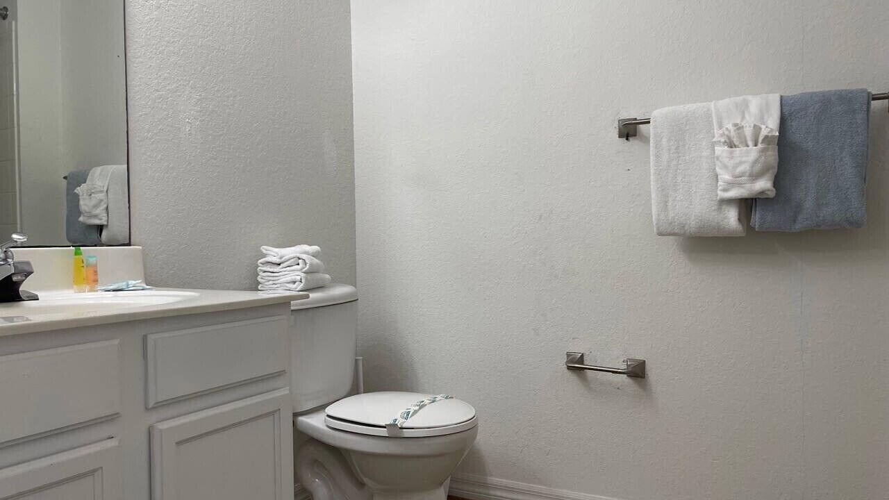 Photo of Bathroom in Veranda Palms