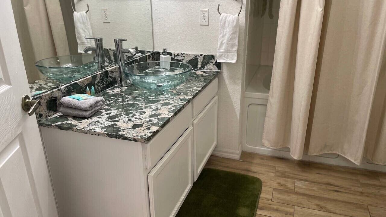 Photo of Bathroom in Veranda Palms