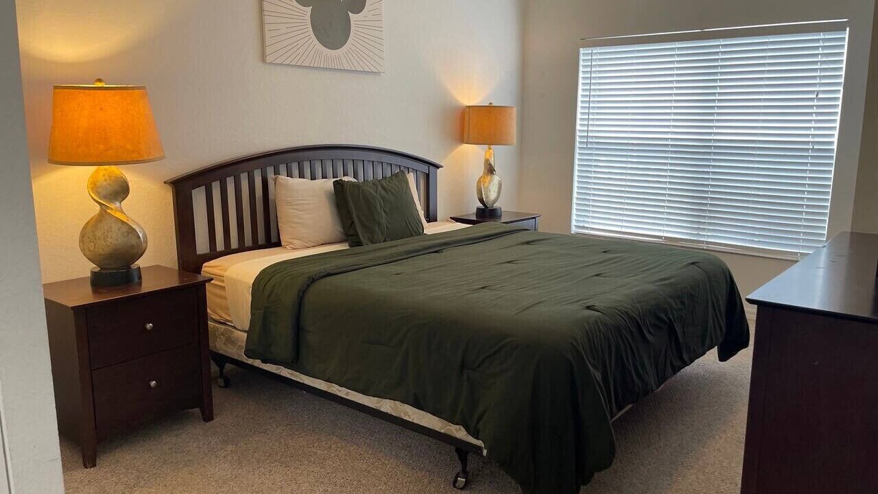 Photo of Bedroom in Veranda Palms