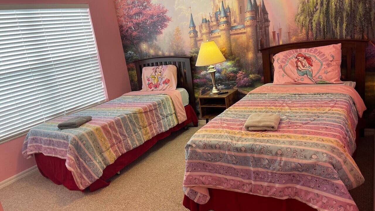 Photo of Bedroom in Veranda Palms