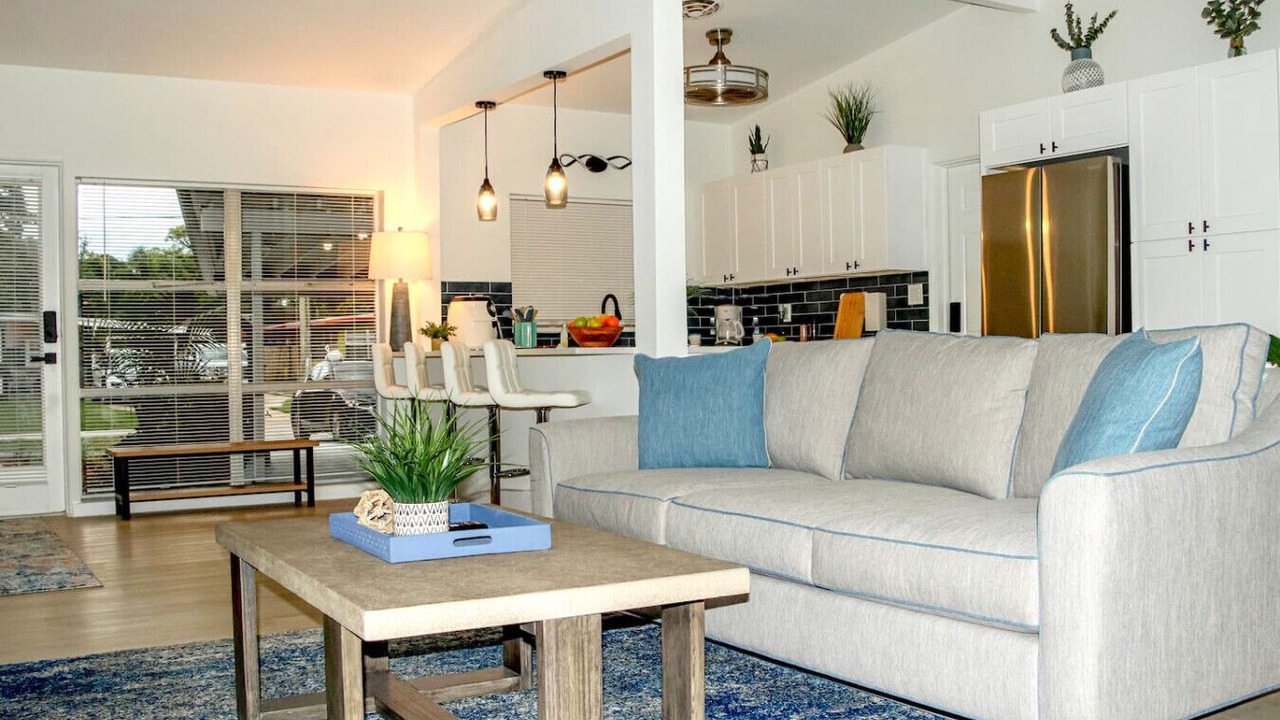 Photo of Livingroom in Lake Underhill